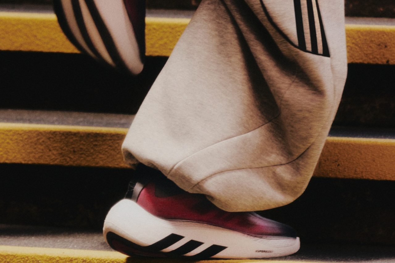 az-adidas-originals-hyperboost-euphoria-hivatalos-premierje-egy-teljesen-uj-futoesztetikat-mutat-be-gyp9ta