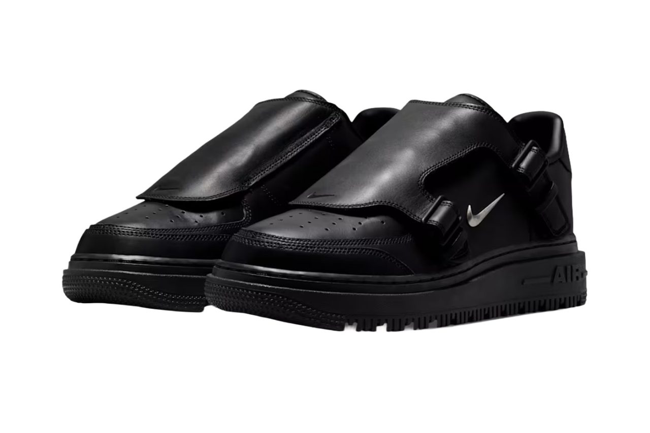 Nike Air Force 1 LX Black reinventează aspectul iconic din 1982 cu piele și detalii metalice