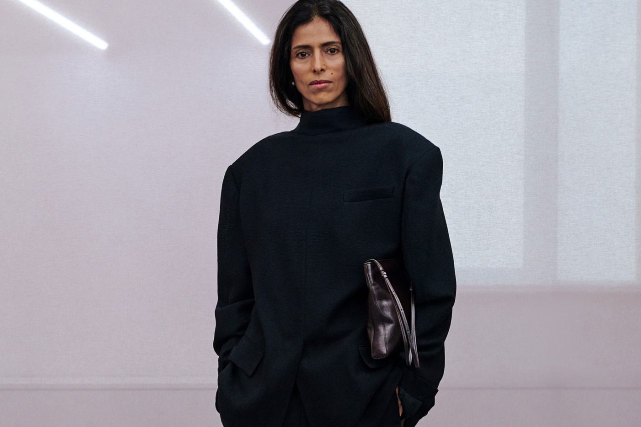 Phoebe Philo transformă luxul prin colecția Collection F